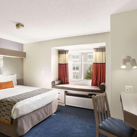 Microtel Inn By Wyndham Louisville East Экстерьер фото